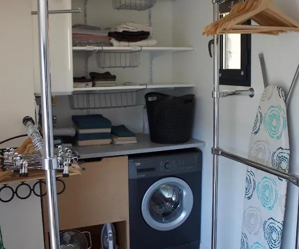 Sur Les Toits, Tres Jolie Vue Provence Apartment